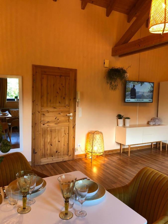 Ferienwohnungen Park Cafe Am Kurpark Бернкастель-Кюс Екстер'єр фото